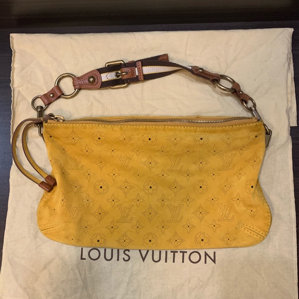 Louis Vuitton Mais Monogram Suede Onatah Pochette